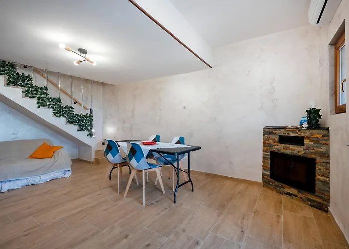 Marzla Villa *